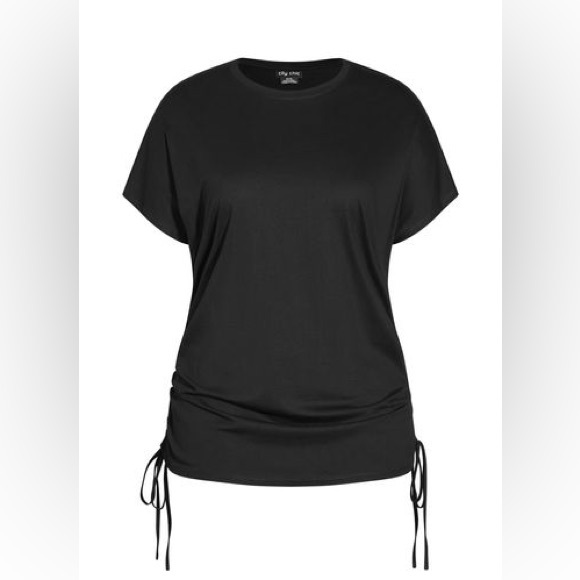 City Chic Tops - NWT City Chic Luna tee in black